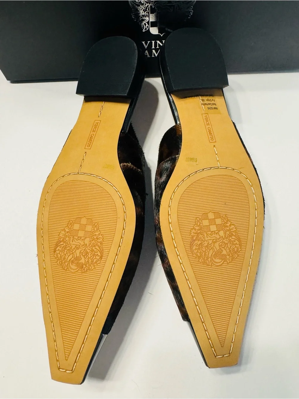 NIB Vince Camuto Leopard Calf Hair  Pointed Metal Cap Toe Slingback Flats US6.5
